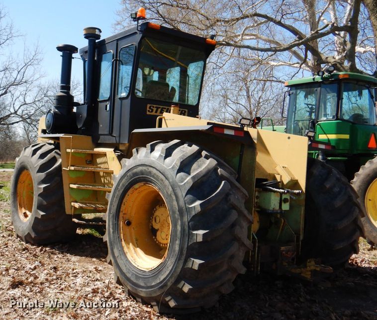 image for item II9878 1980 Steiger Panther III PTA325  4WD tractor
