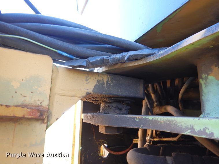 image for item II9878 1980 Steiger Panther III PTA325  4WD tractor