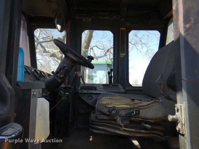 image for item II9878 1980 Steiger Panther III PTA325  4WD tractor