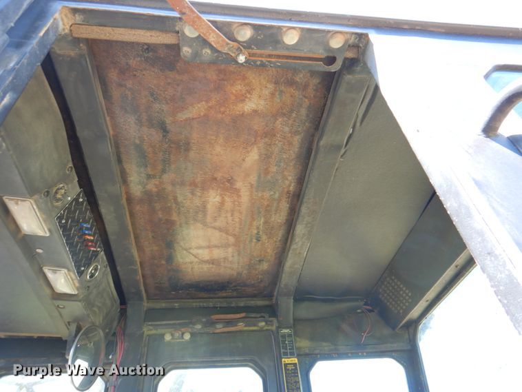 image for item II9878 1980 Steiger Panther III PTA325  4WD tractor