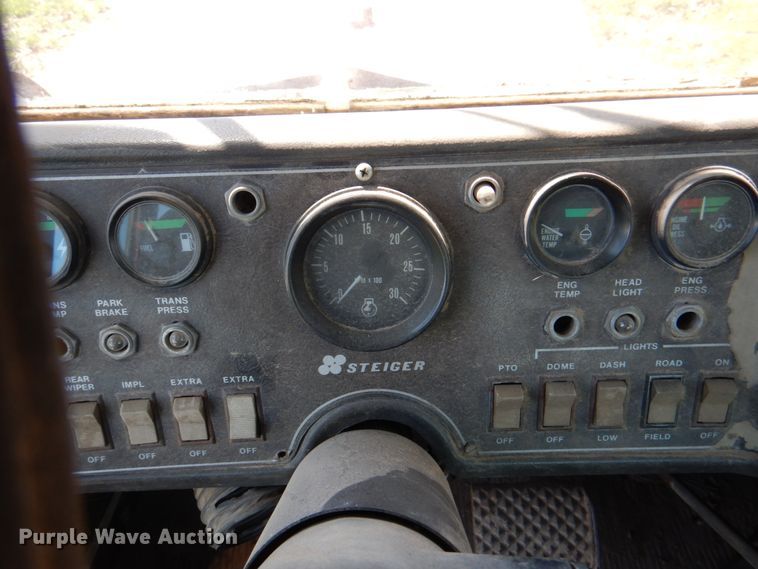 image for item II9878 1980 Steiger Panther III PTA325  4WD tractor
