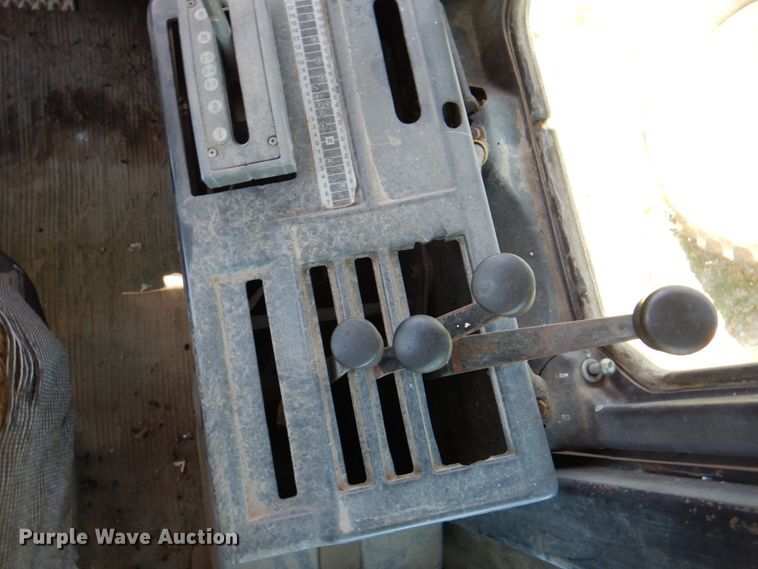 image for item II9878 1980 Steiger Panther III PTA325  4WD tractor