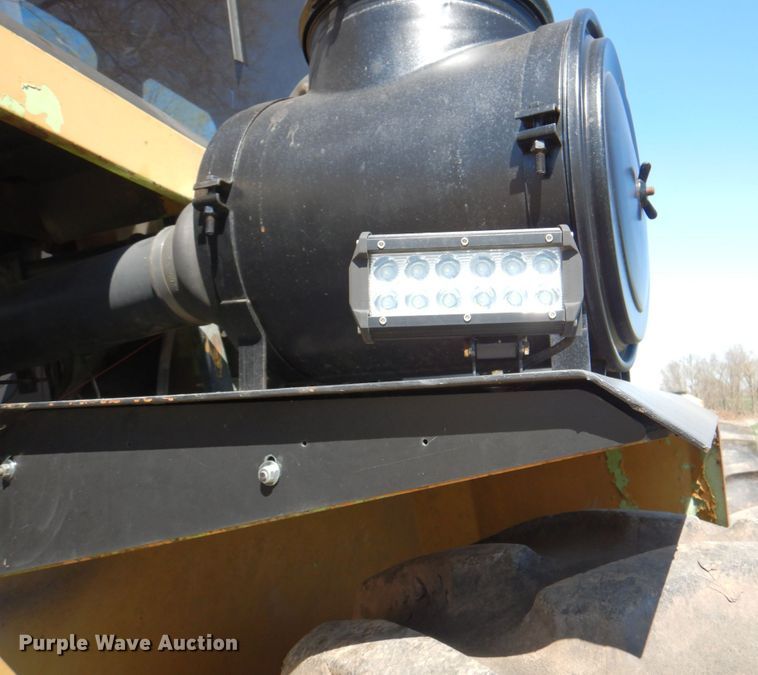 image for item II9878 1980 Steiger Panther III PTA325  4WD tractor