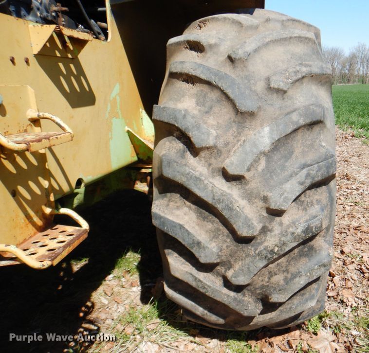 image for item II9878 1980 Steiger Panther III PTA325  4WD tractor