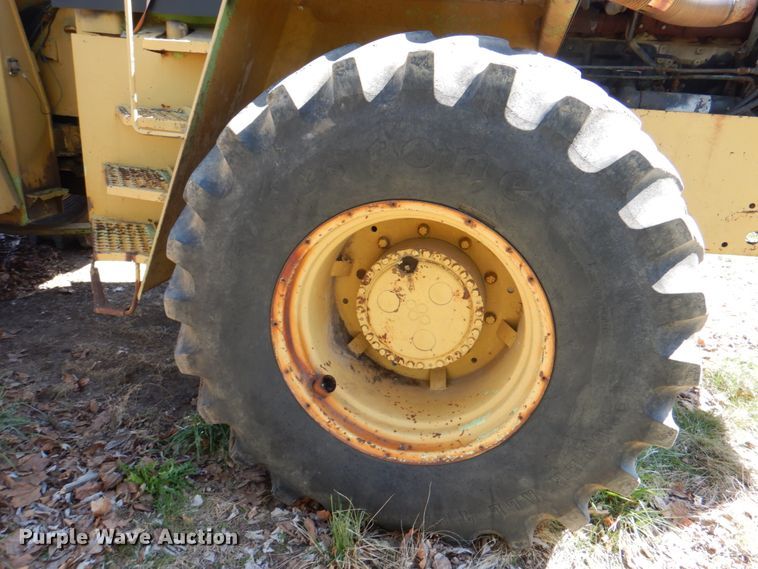 image for item II9878 1980 Steiger Panther III PTA325  4WD tractor