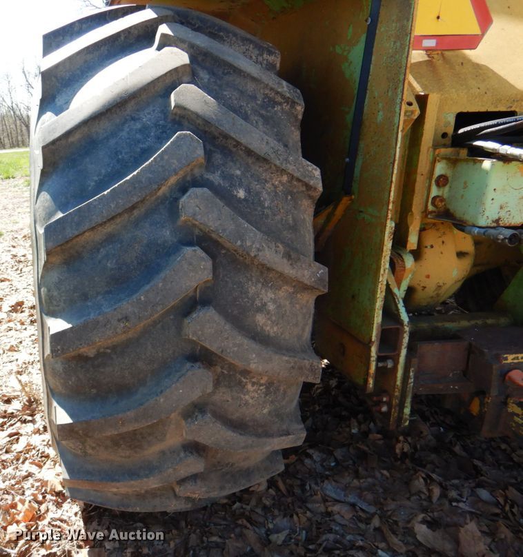 image for item II9878 1980 Steiger Panther III PTA325  4WD tractor