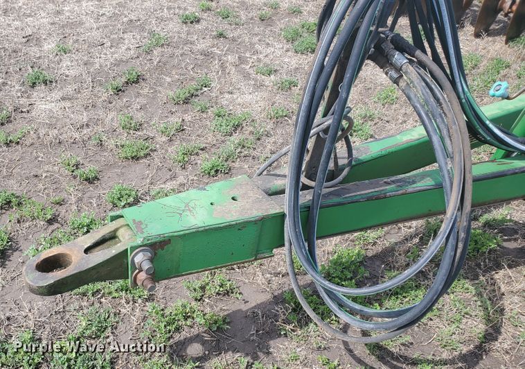 image for item IL9025 John Deere 630  disk