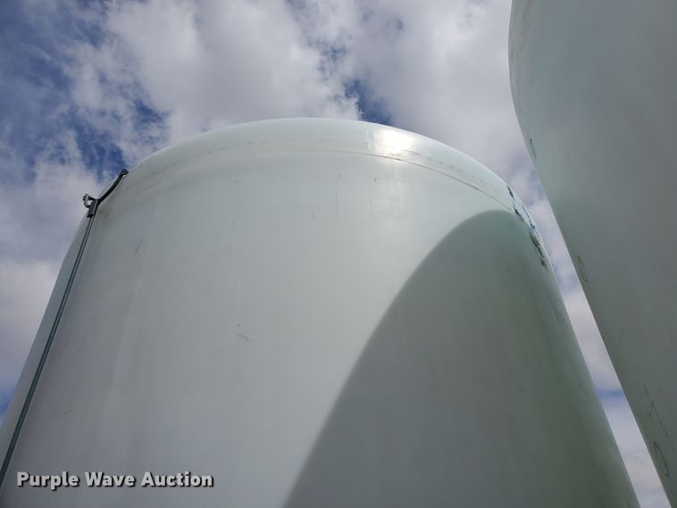 image for item IL9026 Skiles Industries CB-TT 6000  tank trailer