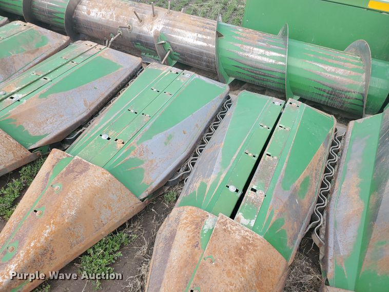 image for item IL9028 John Deere 653A  all-crop head