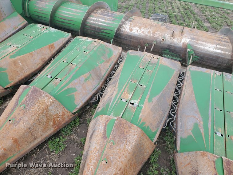 image for item IL9028 John Deere 653A  all-crop head