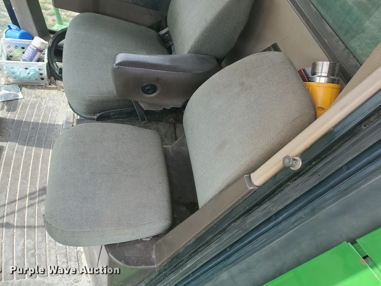 image for item IL9029 1992 John Deere 9600  RWA combine