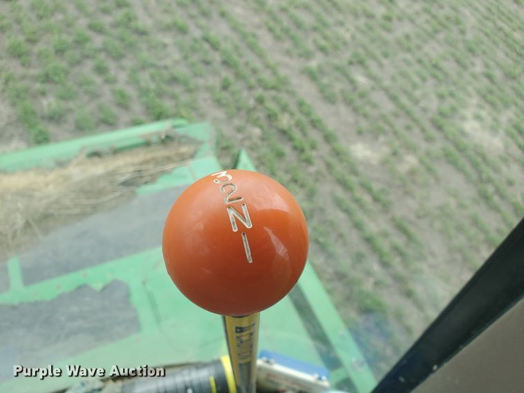 image for item IL9029 1992 John Deere 9600  RWA combine