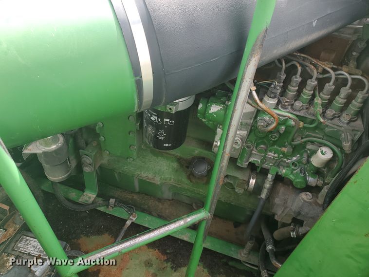 image for item IL9029 1992 John Deere 9600  RWA combine