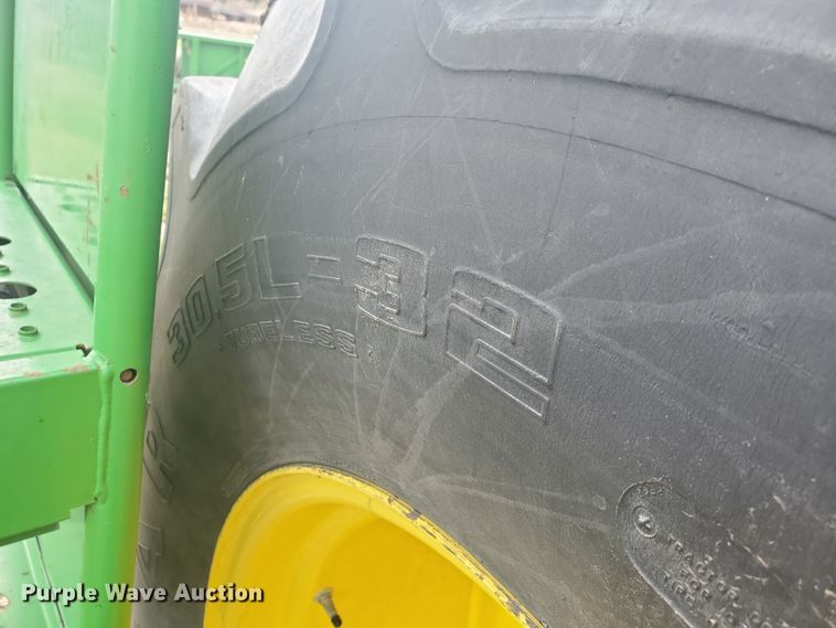 image for item IL9029 1992 John Deere 9600  RWA combine