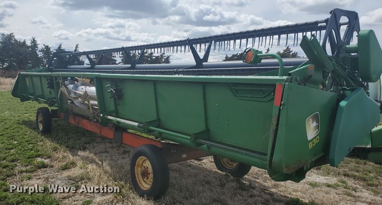 image for item IL9030 John Deere 930F  flex head