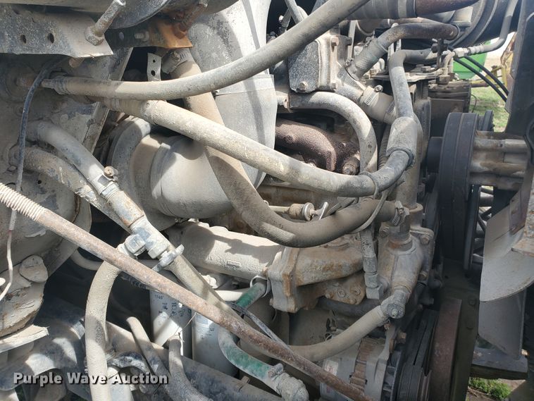 image for item IL9031 1984 International S2200  grain truck