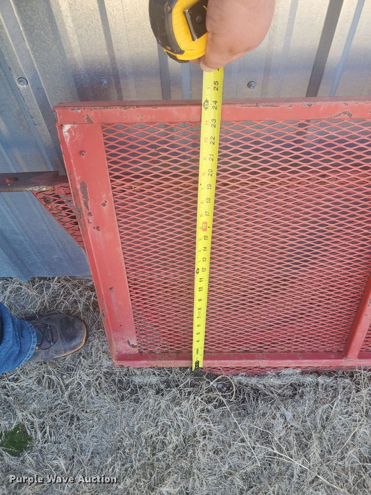 image for item IL9031 1984 International S2200  grain truck