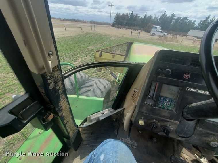 image for item IL9032 1990 John Deere 8560  4WD tractor