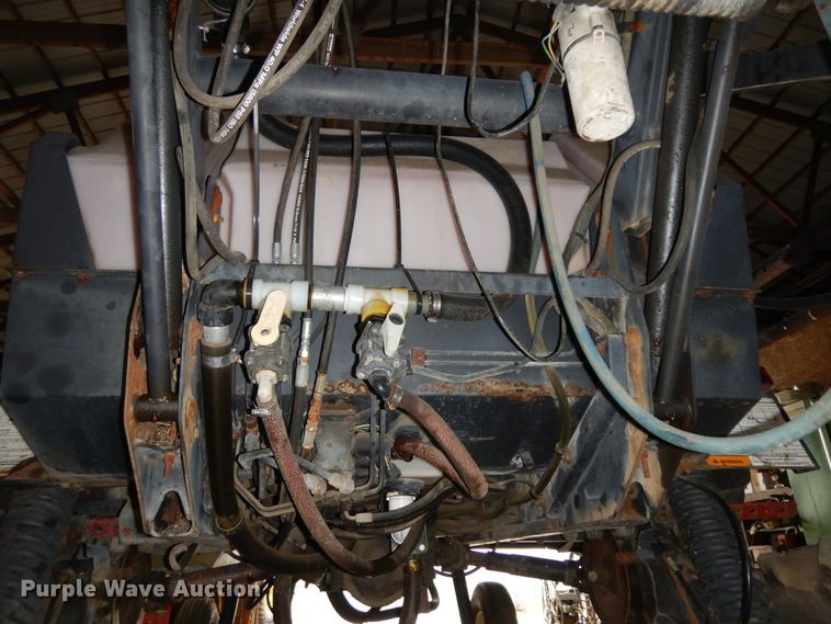 image for item IP9102 1996 SpraCoupe Melroe 3430  sprayer