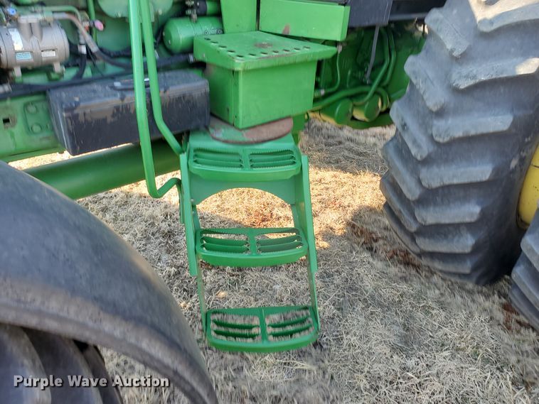 image for item IW9996 1988 John Deere 4450  MFWD tractor