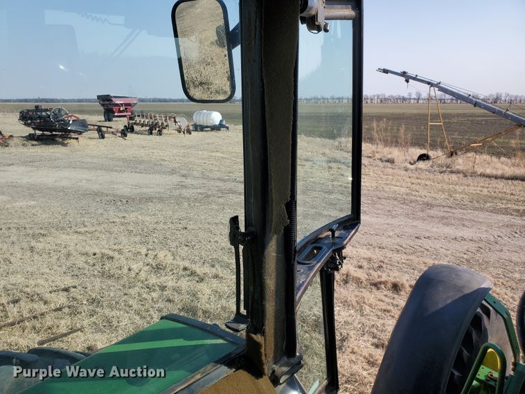 image for item IW9996 1988 John Deere 4450  MFWD tractor