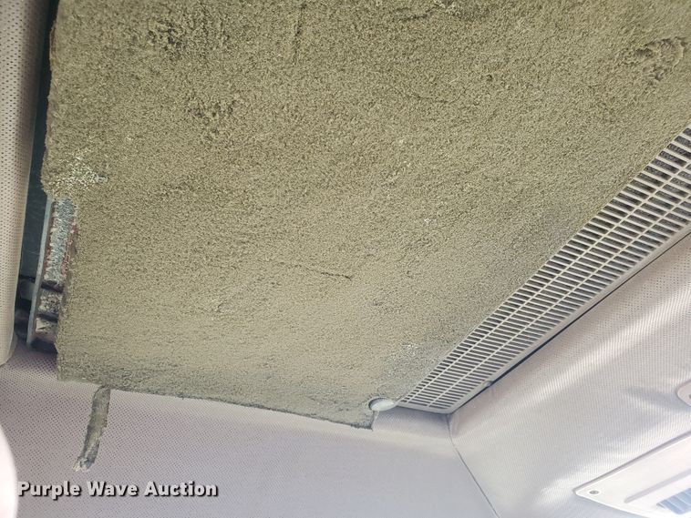 image for item IW9996 1988 John Deere 4450  MFWD tractor