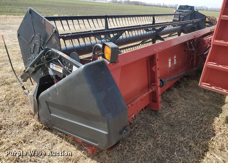 image for item IW9999 1999 Case IH 1020  flex head