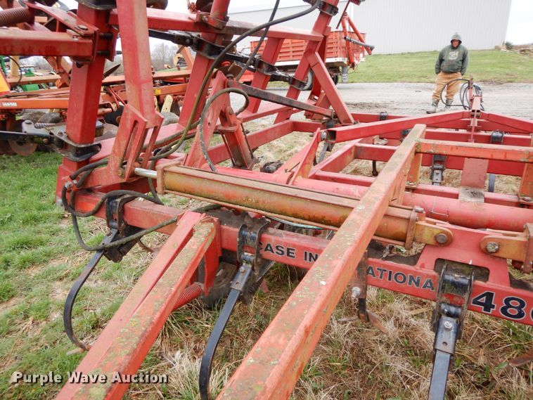 image for item IX9406 Case IH 4806  Vibrashank field cultivator