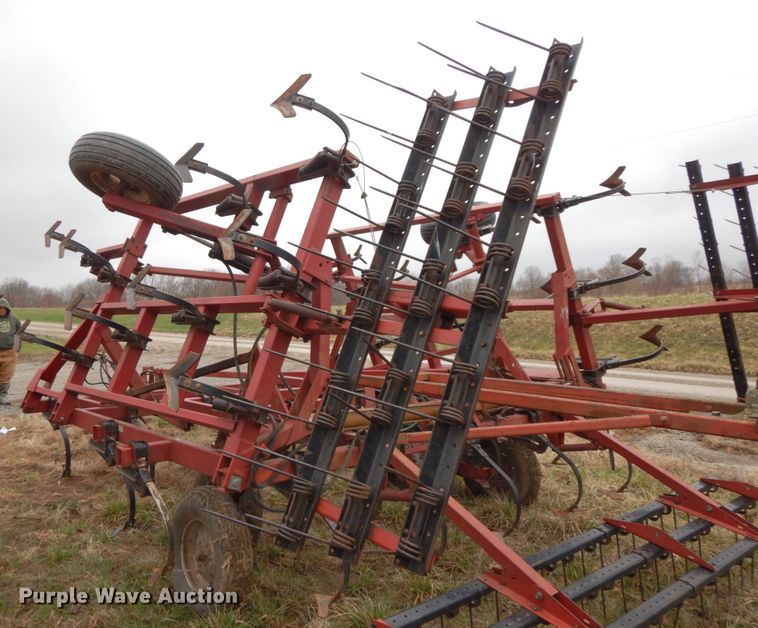 image for item IX9406 Case IH 4806  Vibrashank field cultivator