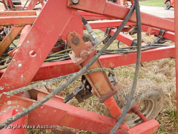 image for item IX9406 Case IH 4806  Vibrashank field cultivator