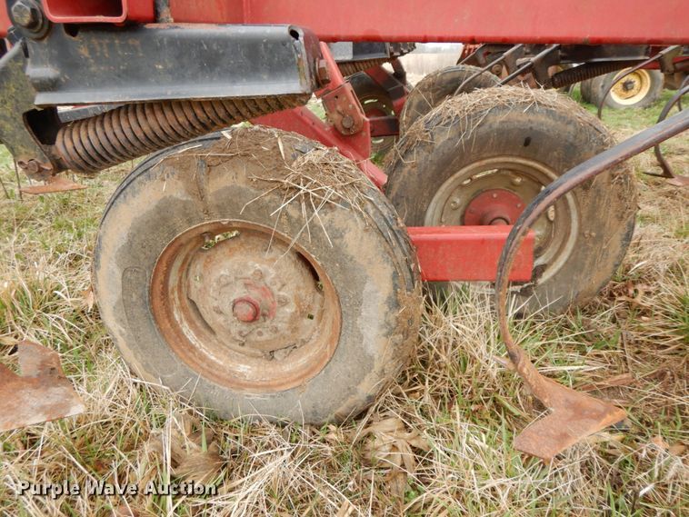 image for item IX9406 Case IH 4806  Vibrashank field cultivator
