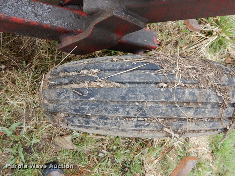 image for item IX9406 Case IH 4806  Vibrashank field cultivator