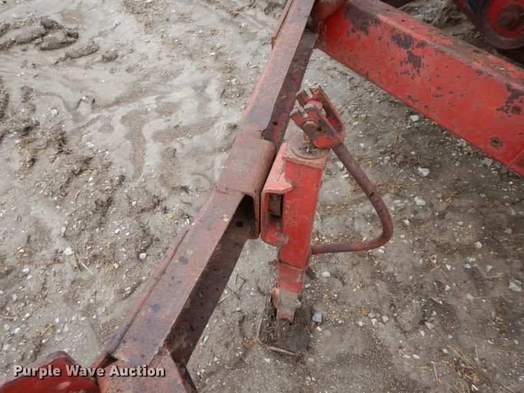 image for item IX9411 New Holland 354  feed mixer/grinder