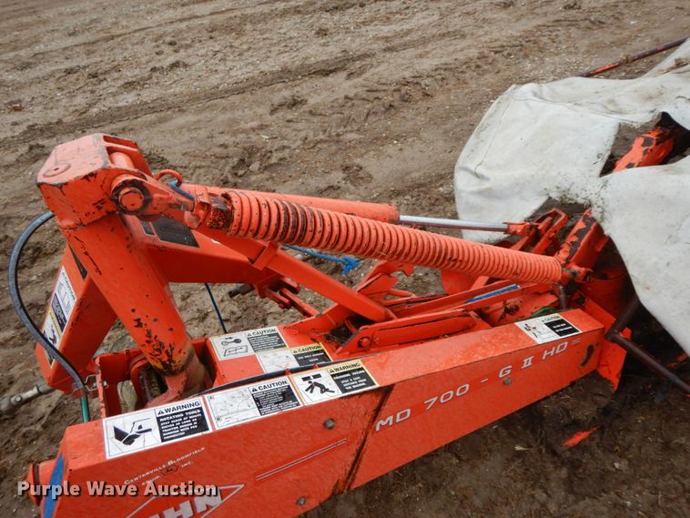 image for item IX9413 Kuhn GMD700-GIIHD  disc mower