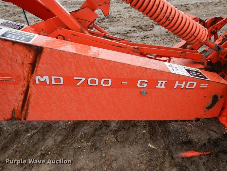 image for item IX9413 Kuhn GMD700-GIIHD  disc mower