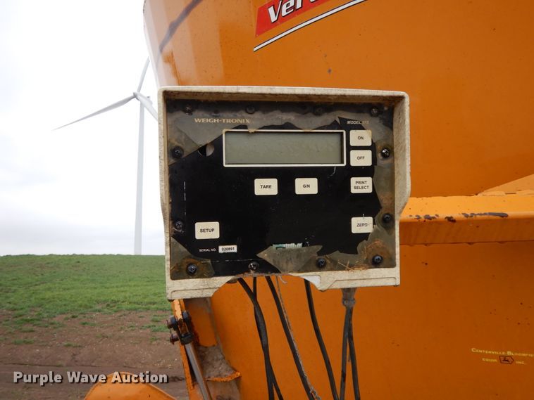 image for item IX9417 Kuhn Knight 5143  feed mixer