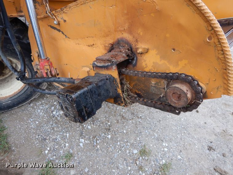 image for item IX9417 Kuhn Knight 5143  feed mixer