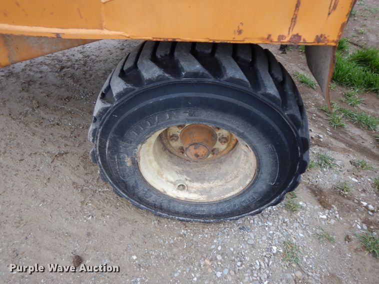 image for item IX9417 Kuhn Knight 5143  feed mixer