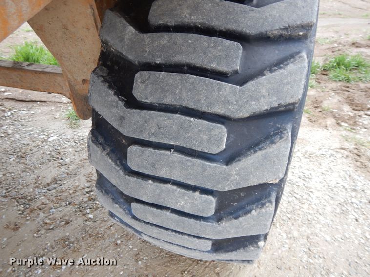 image for item IX9417 Kuhn Knight 5143  feed mixer