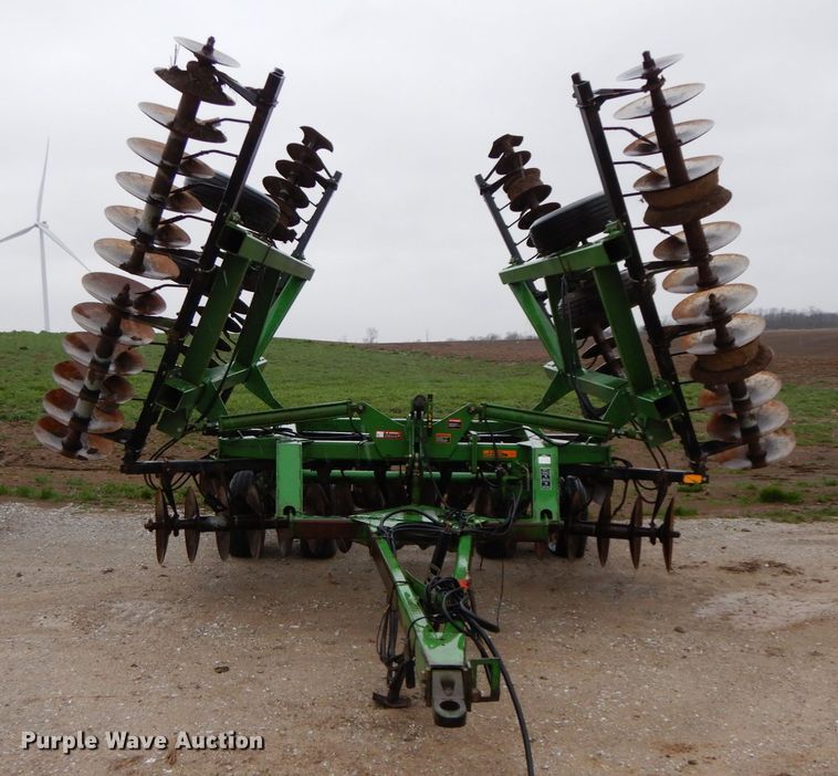 image for item IX9418 John Deere 630  disk