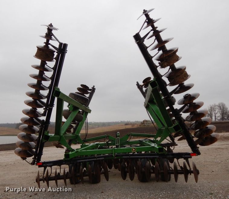 image for item IX9418 John Deere 630  disk