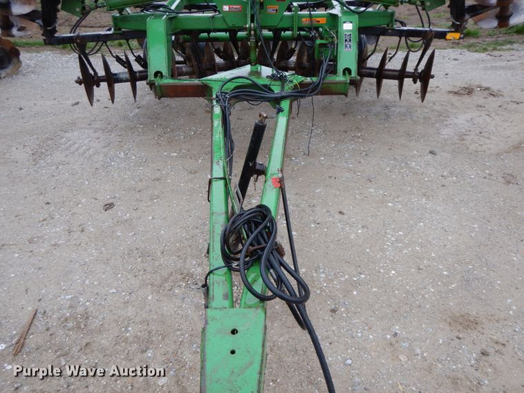 image for item IX9418 John Deere 630  disk