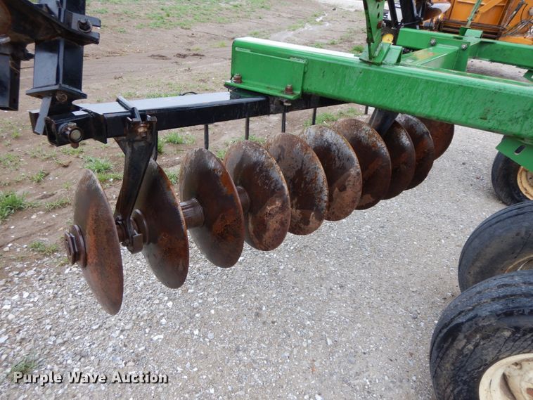 image for item IX9418 John Deere 630  disk