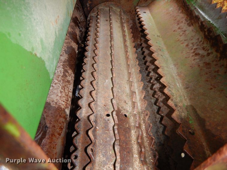 image for item IX9423 John Deere 3800  forage harvester