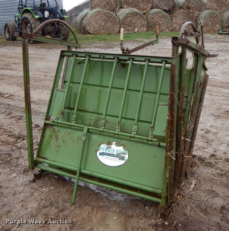 image for item IX9425 Powder River  squeeze chute