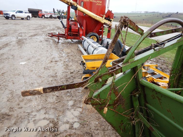 image for item IX9425 Powder River  squeeze chute