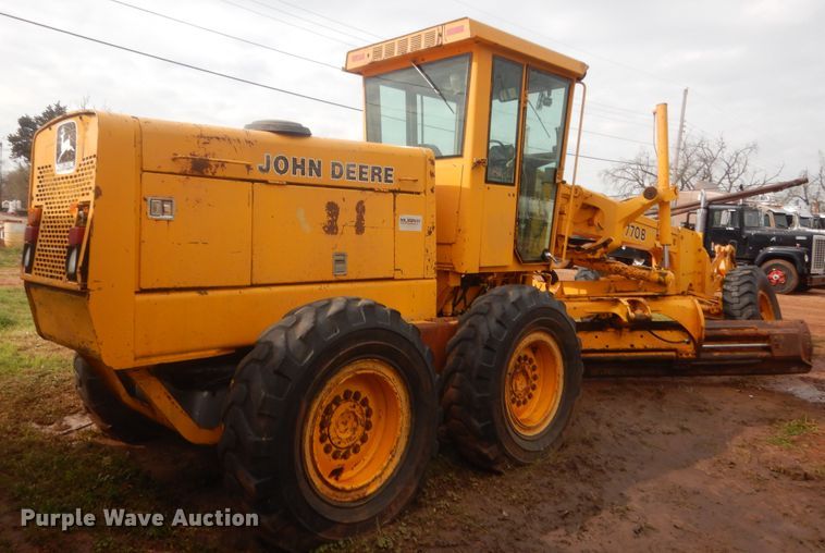 image for item HG9585 1986 John Deere 770B  motor grader