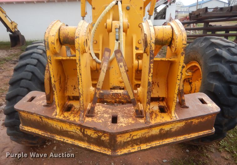 image for item HG9585 1986 John Deere 770B  motor grader