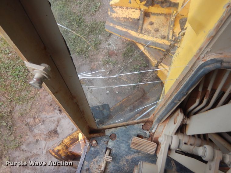 image for item HG9585 1986 John Deere 770B  motor grader