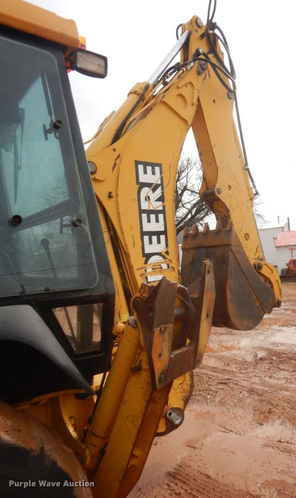 image for item HG9586 1998 John Deere 410E  backhoe